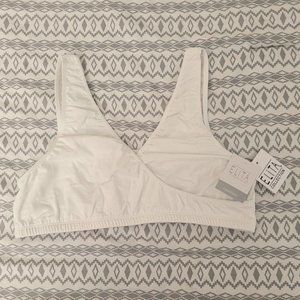 Elita white sport bra.  Size 38.  NWT